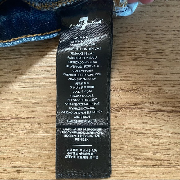 7 For All Mankind high rise  Easy Straight jeans sz 27 - Picture 9 of 9